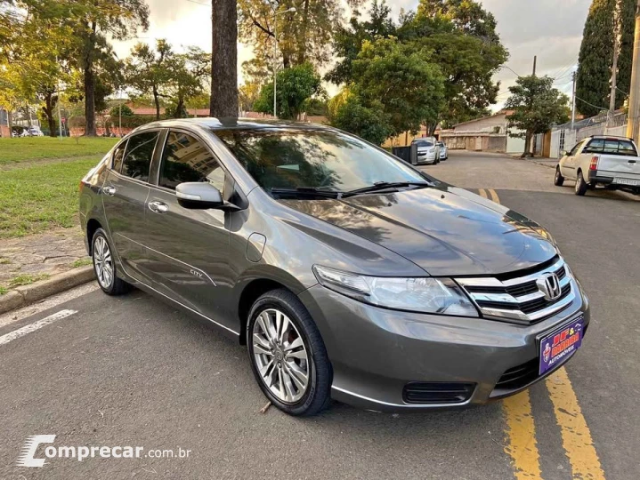 CITY 1.5 EX Sedan 16V