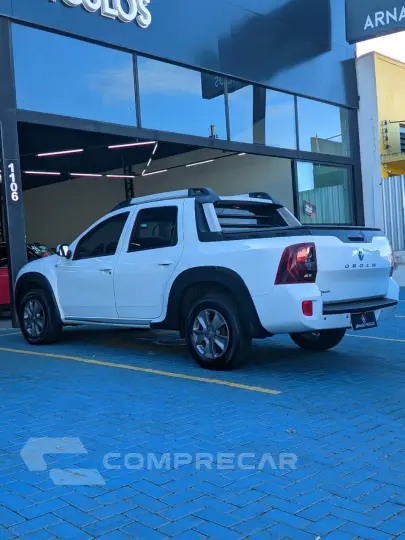 DUSTER OROCH Dyna. 2.0 Flex 16V Aut.