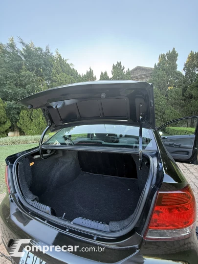 VOYAGE 1.0 12V MPI Totalflex