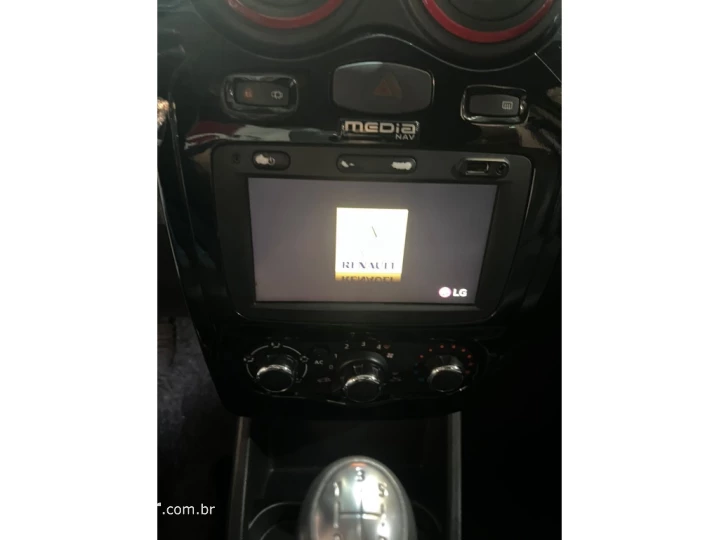 SANDERO 1.6 STEPWAY 8V FLEX 4P MANUAL
