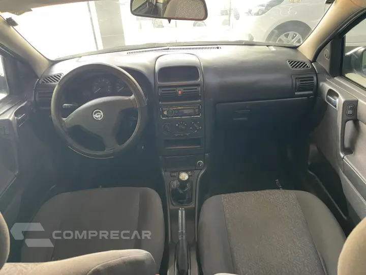 ASTRA 2.0 MPFI Advantage 8V