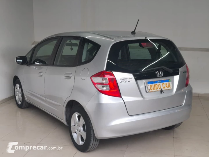 FIT 1.4 LX 16V