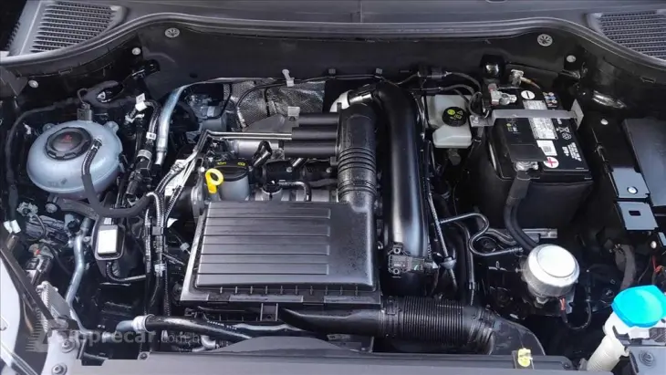 TAOS 1.4 250 TSI TOTAL FLEX HIGHLINE AUTOMÁTICO