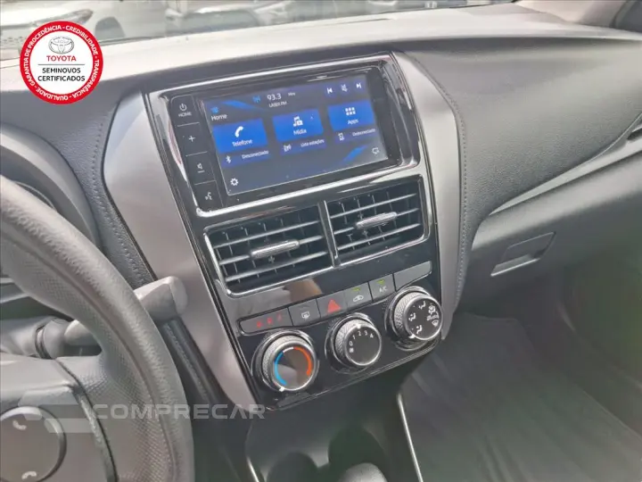 YARIS 1.5 16V FLEX SEDAN XL LIVE MULTIDRIVE