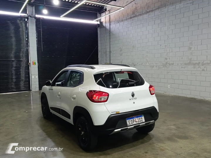 Kwid 1.0 12V Sce Flex Outsider Manual