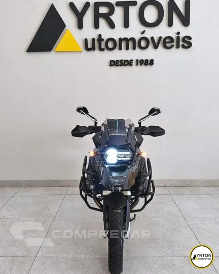 R 1250 GS TRIPLE BLACK