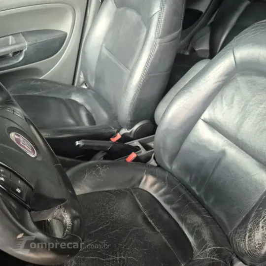 Punto HLX 1.8 Flex 8V 5p