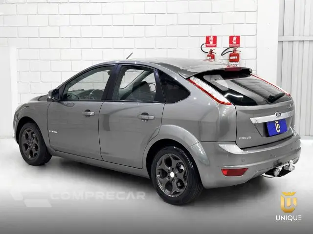 FOCUS HATCH - 2.0 TITANIUM HATCH 16V 4P AUTOMÁTICO