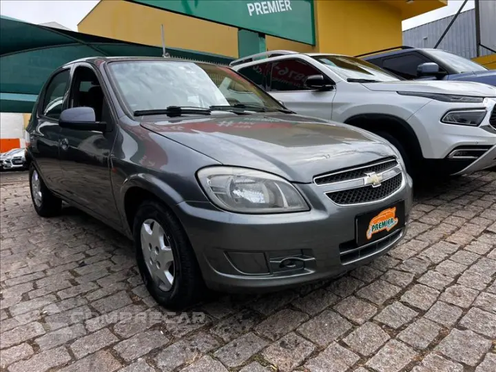 CELTA 1.0 MPFI LT 8V