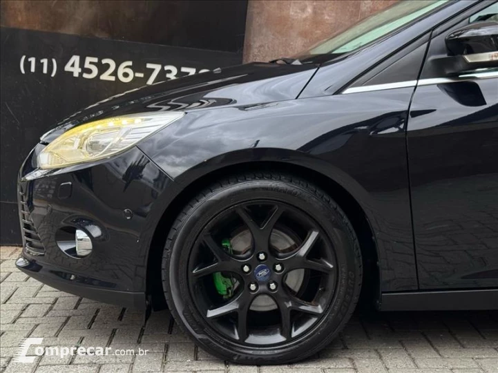 FOCUS 2.0 Titanium Plus Sedan 16V