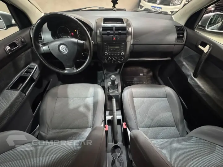 Polo Hatch 1.6 4P FLEX