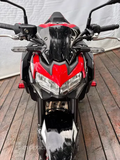 KAWASAKI Z900