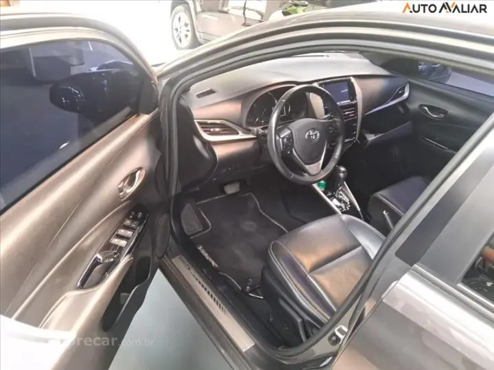 YARIS 1.5 16V XLS Connect