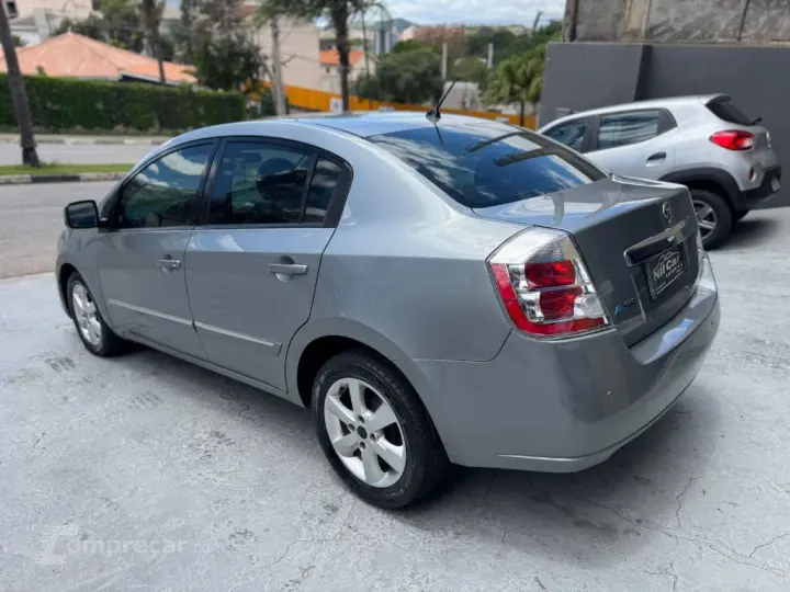 Sentra 2.0/ 2.0 Flex Fuel 16V Aut.