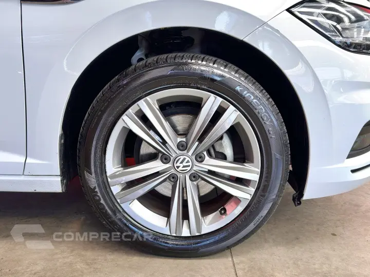 JETTA 1.4 250 TSI TOTAL FLEX R-LINE TIPTRONIC