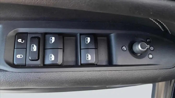 COMPASS 1.3 T270 TURBO FLEX LONGITUDE AT6