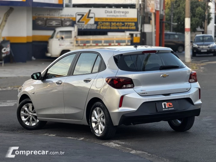 ONIX HATCH LT 1.0 12V Flex 5p Mec.
