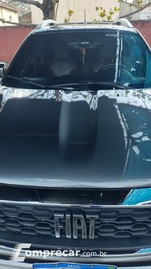 TORO 2.0 16V Turbo Ranch 4WD AT9