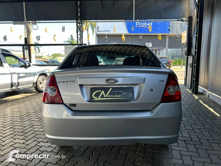 FIESTA 1.6 MPI Class Sedan 8V