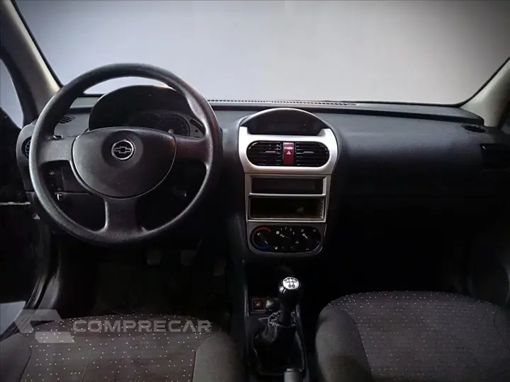 CORSA 1.4 MPFI PREMIUM SEDAN 8V FLEX 4P MANUAL