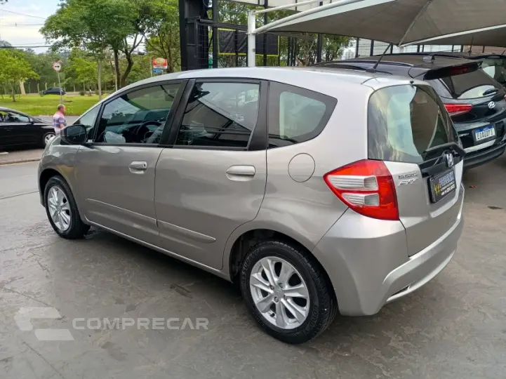 FIT 1.4 LX 16V