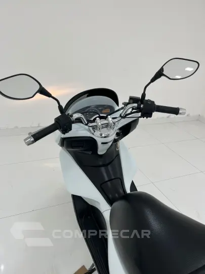 PCX 150 DLX