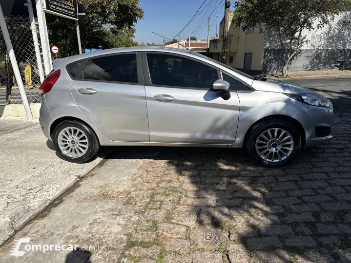 FIESTA 1.6 SE Plus Hatch 16V