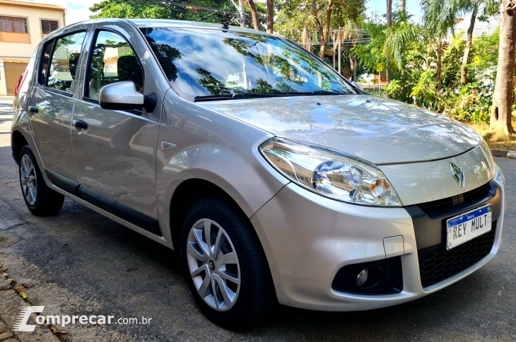 SANDERO 1.6 Expression 8V