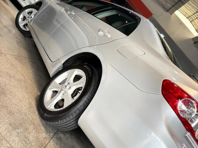 COROLLA - 1.8 GLI 16V 4P AUTOMÁTICO