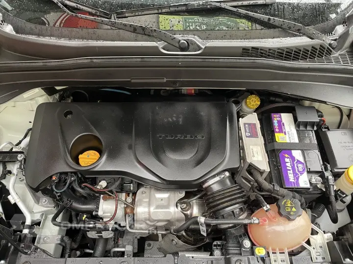 RENEGADE 1.3 T270 TURBO FLEX LONGITUDE AT6