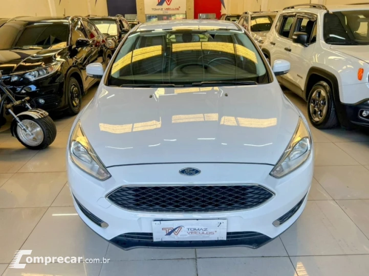 FOCUS 2.0 SE Fastback 16V