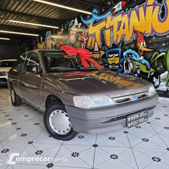 ESCORT 1.8I GL