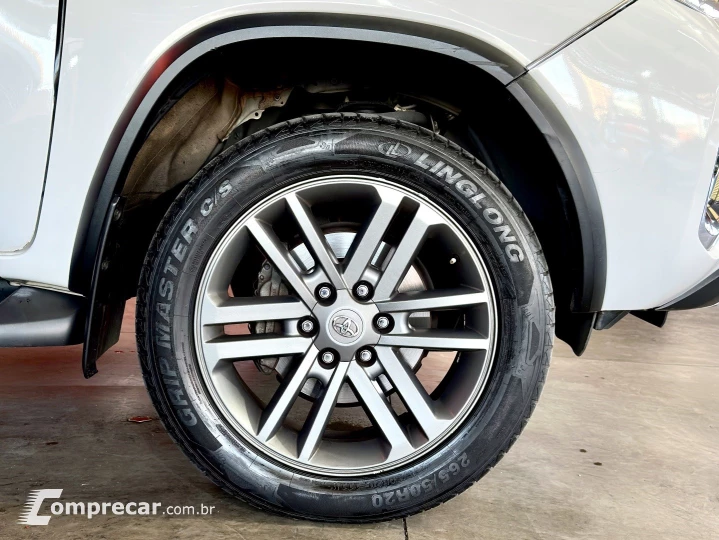 HILUX SW4 2.7 SR 4X2 16V FLEX 4P AUTOMÁTICO