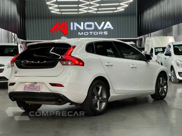 V40 - 2.0 T4 DYNAMIC TURBO 4P AUTOMÁTICO