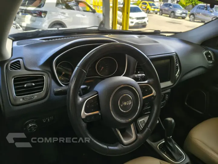Compass 2.0 16V 4P LONGITUDE FLEX AUTOMÁTICO