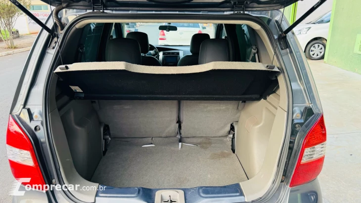 LIVINA 1.8 SL 16V