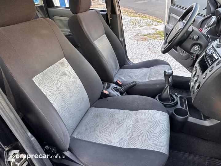 FIESTA 1.6 MPI Sedan 8V
