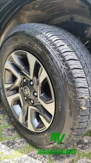 HILUX SW4 2.8 D-4D TURBO DIESEL SRX 4X4 AUTOMÁTICO