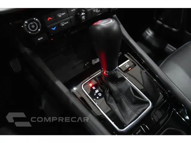 COMPASS - 1.3 T270 TURBO LONGITUDE AT6