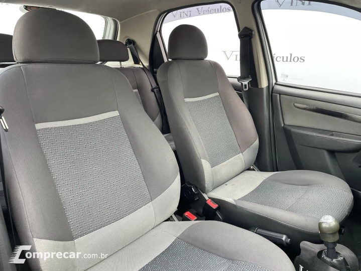 CELTA 1.0 MPFI LT 8V