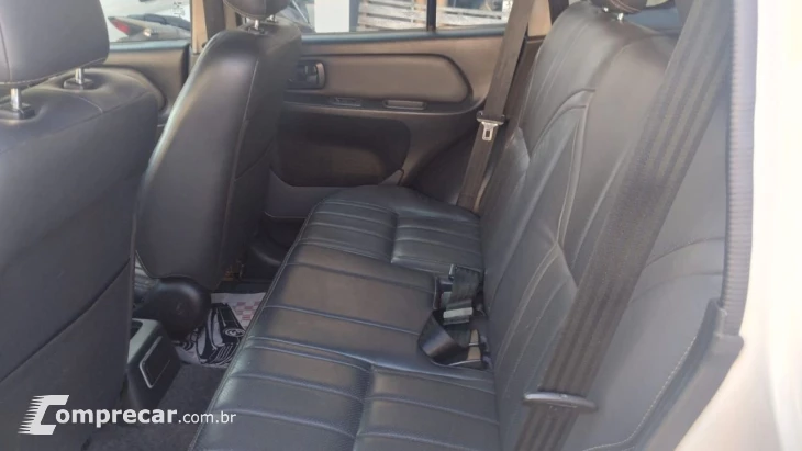 Pajero TR4 2.0 16V 4P 4X4 FLEX AUTOMÁTICO