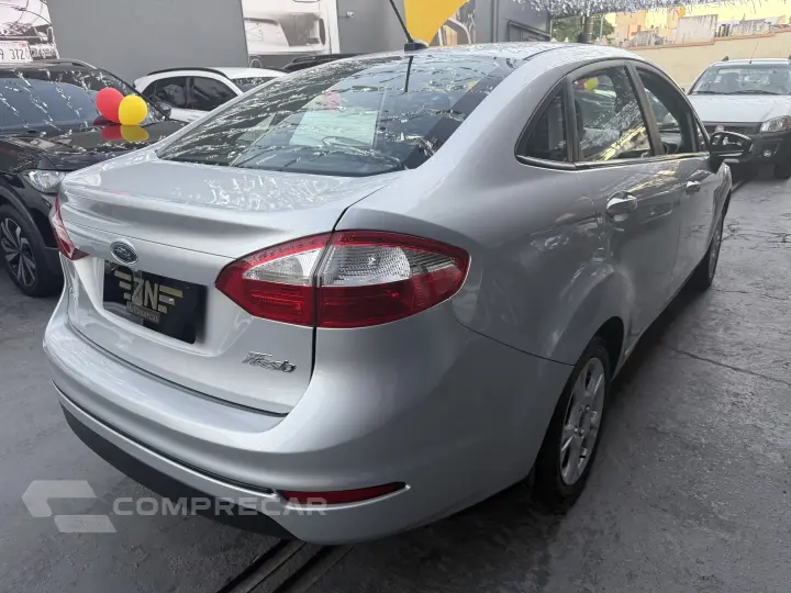 FIESTA 1.6 SE SEDAN 16V FLEX 4P POWERSHIFT
