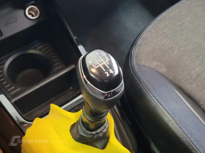 Kwid KWID Intense 1.0 Flex 12V 5p Mec.