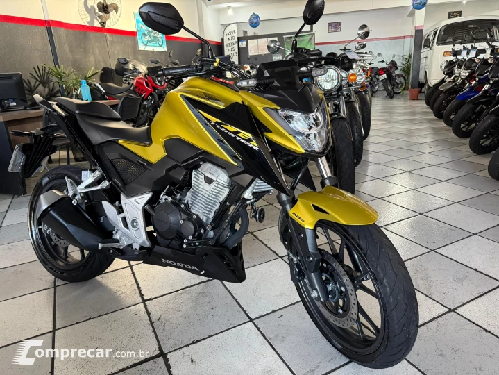 CB 300F TWISTER
