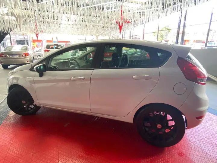 FIESTA 1.5 SE HATCH 16V FLEX 4P MANUAL