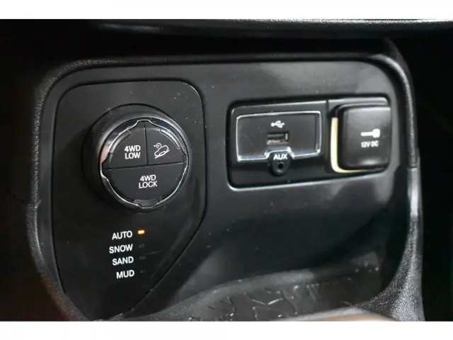 RENEGADE - 2.0 16V TURBO LONGITUDE 4P 4X4 AUTOMÁTICO