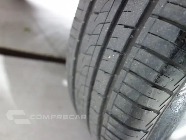 CLASSIC - 1.0 MPFI LS 8V 4P MANUAL