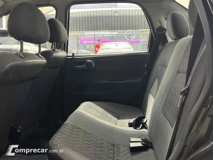 CORSA 1.0 MPFI CLASSIC SEDAN LIFE 8V FLEX 4P MANUAL