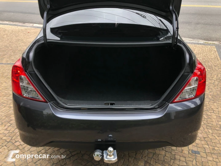 Versa 1.6 16V Flexstart Sl 4P Xtronic