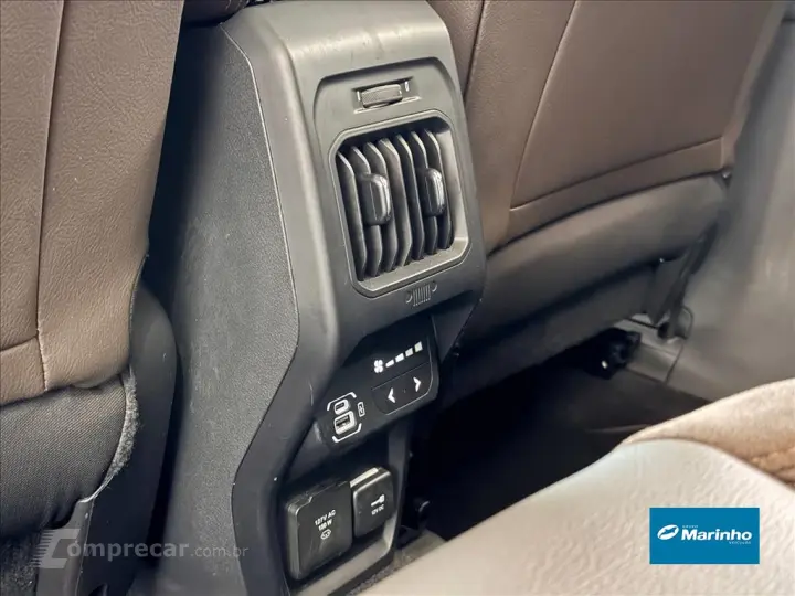 COMMANDER 1.3 T270 TURBO FLEX OVERLAND AT6